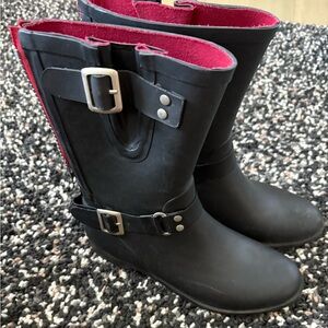 Black and Red Buckle Rain Boots